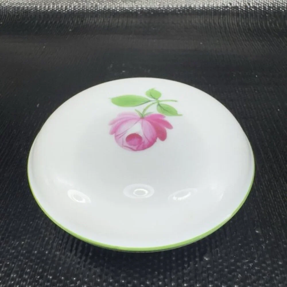 Augarten‎ Wien Porcelain Trinket Dish Pill Holder Flower Pattern Made In Austria